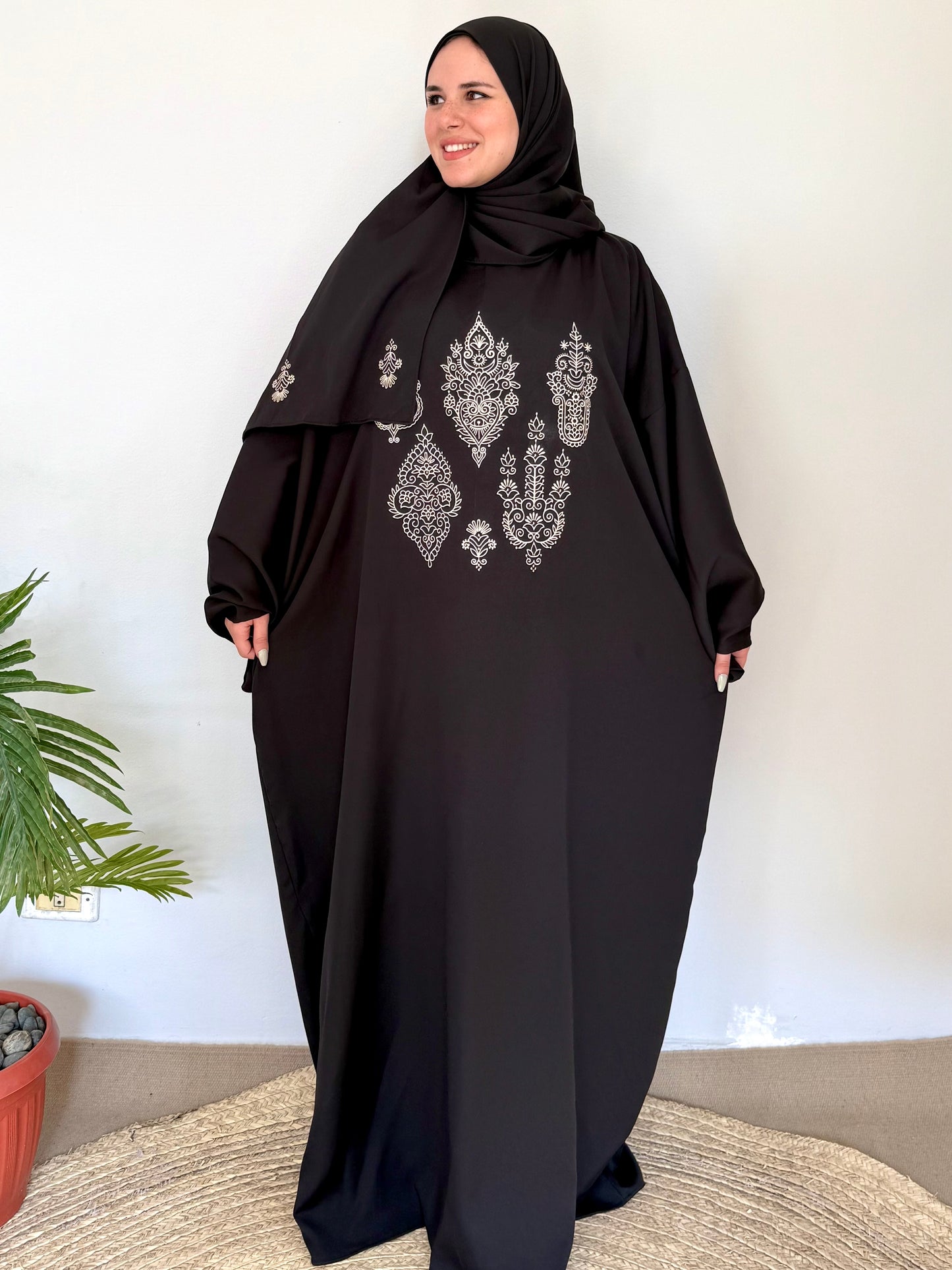 Agra Black
