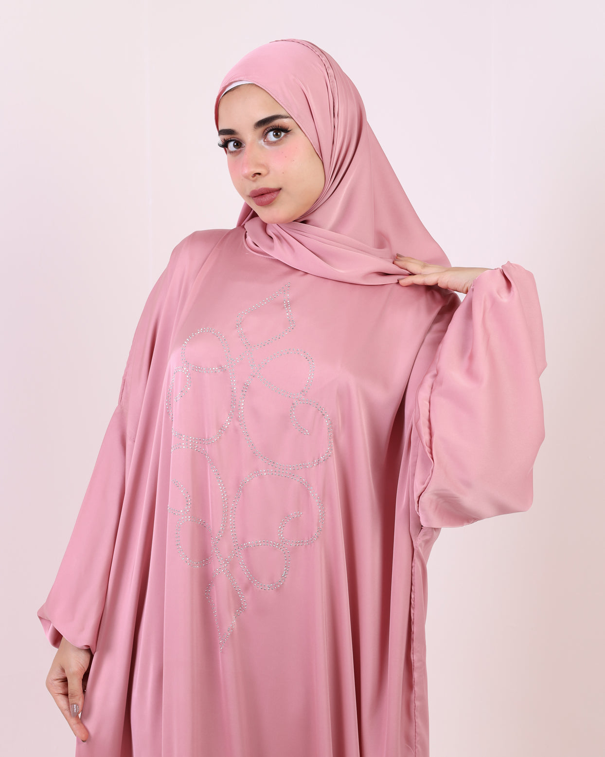 Fancy Arabesque Armenian Satin Essdal