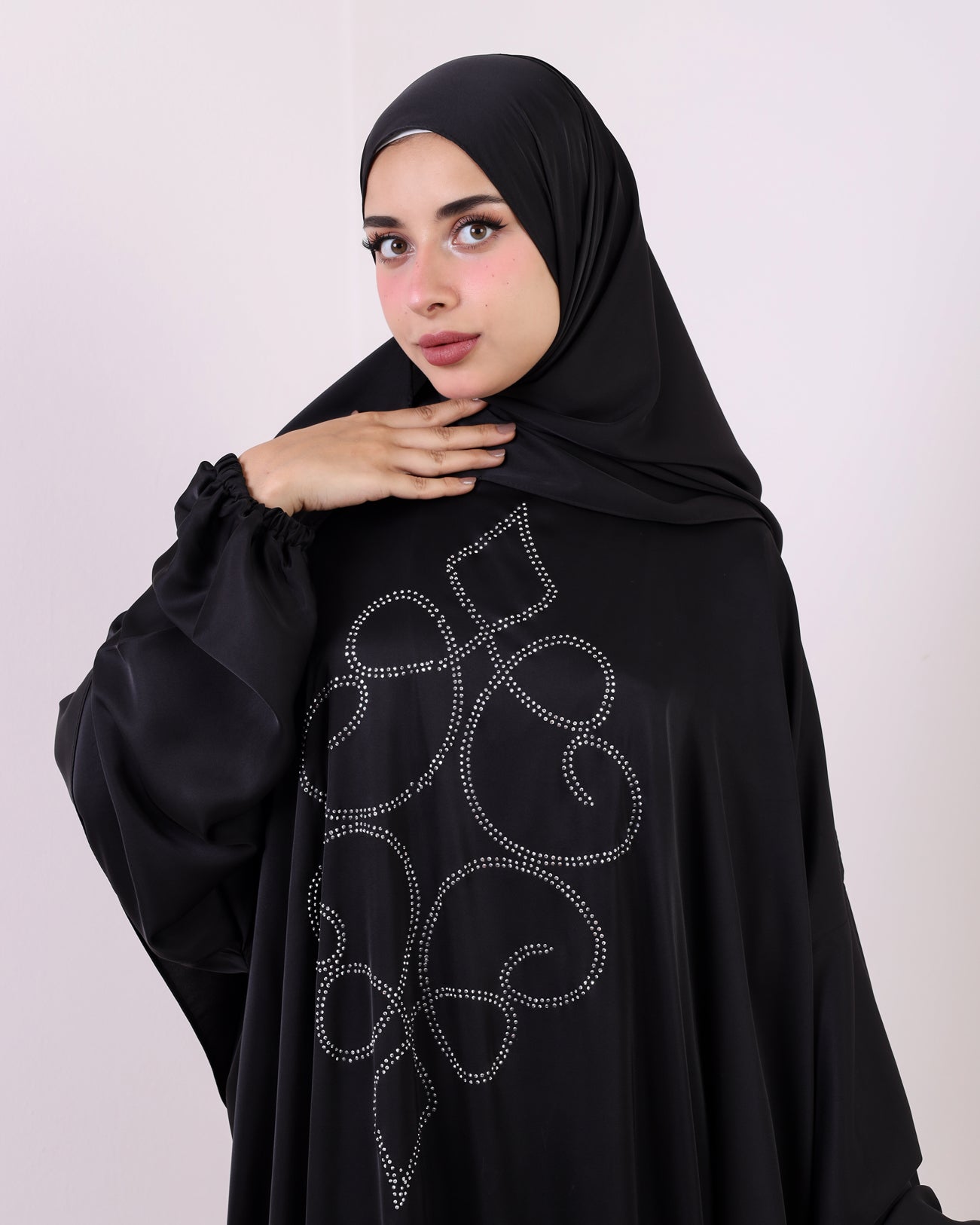 Fancy Arabesque Armenian Satin Essdal