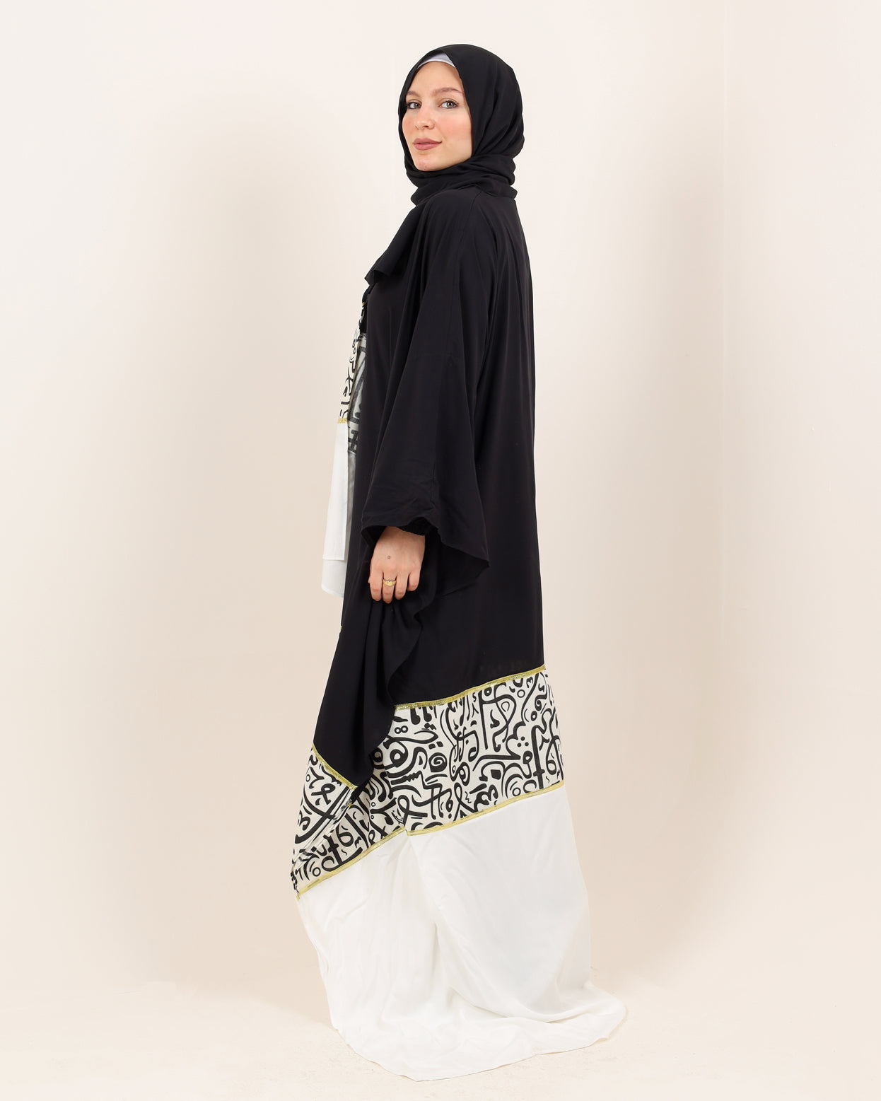 Calligraphic Muse Viscose Cotton Essdal