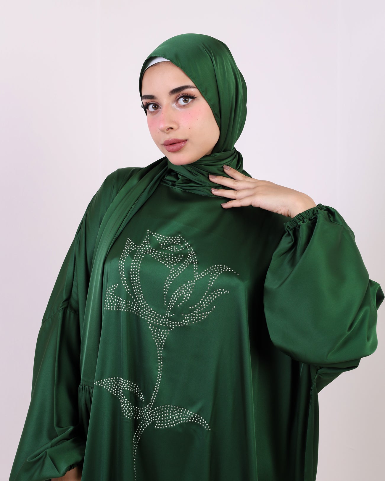 La Rose Armenian Satin Essdal