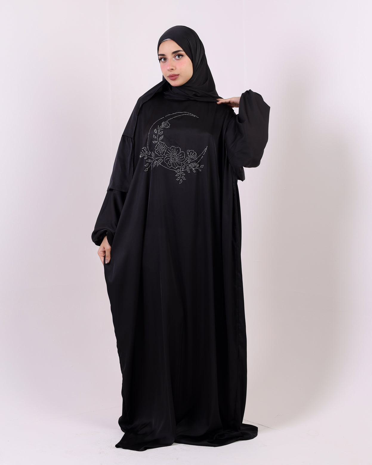 Helal Armenian Satin Essdal