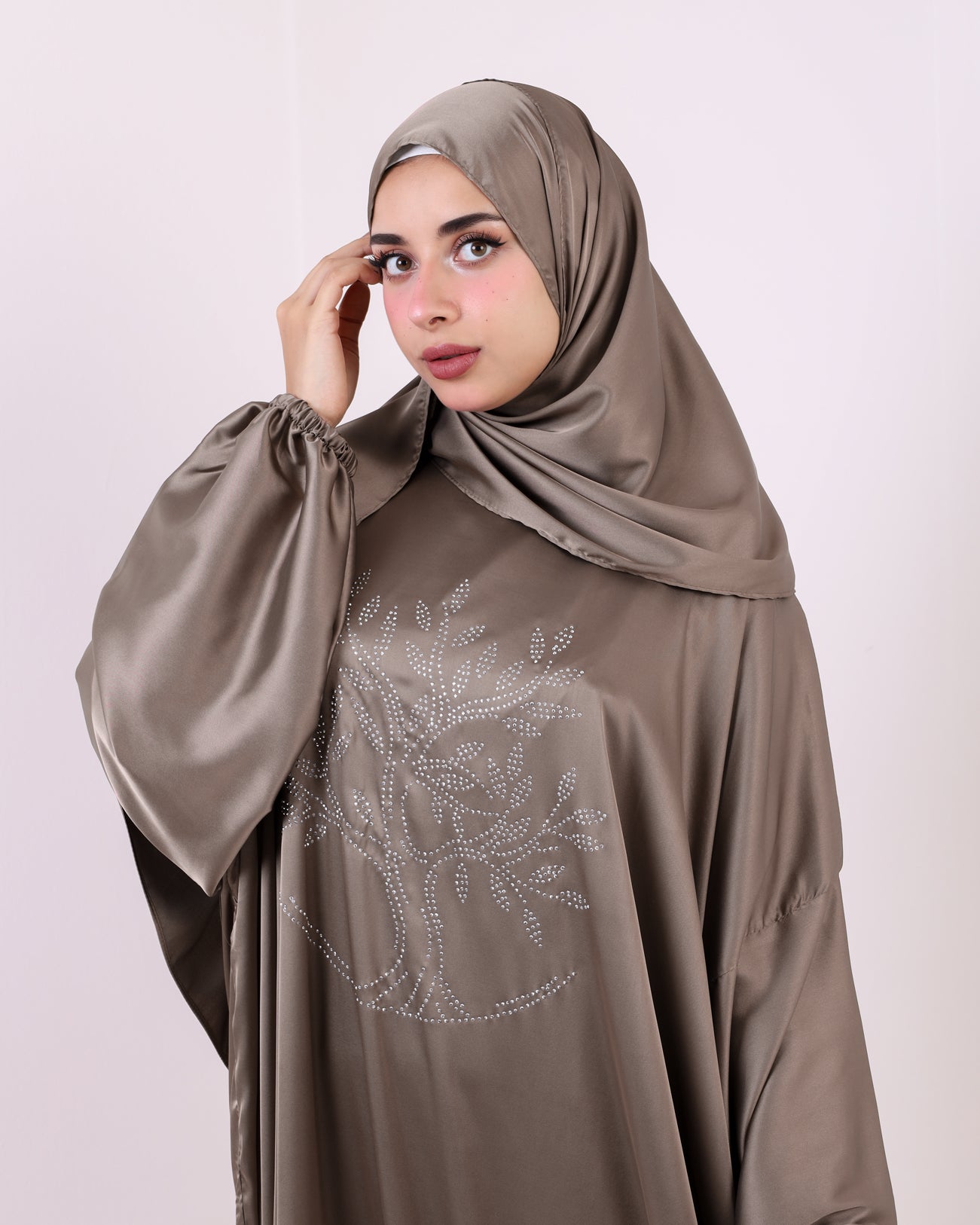Tree of Life Armenian Satin Essdal