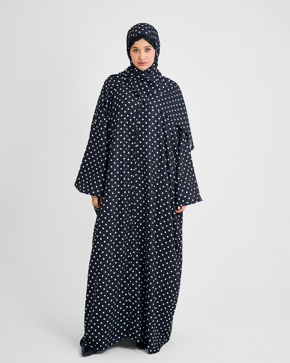 Polka Noir Turkish Isdal — navy-black crepe with white polka dots, La Festiva