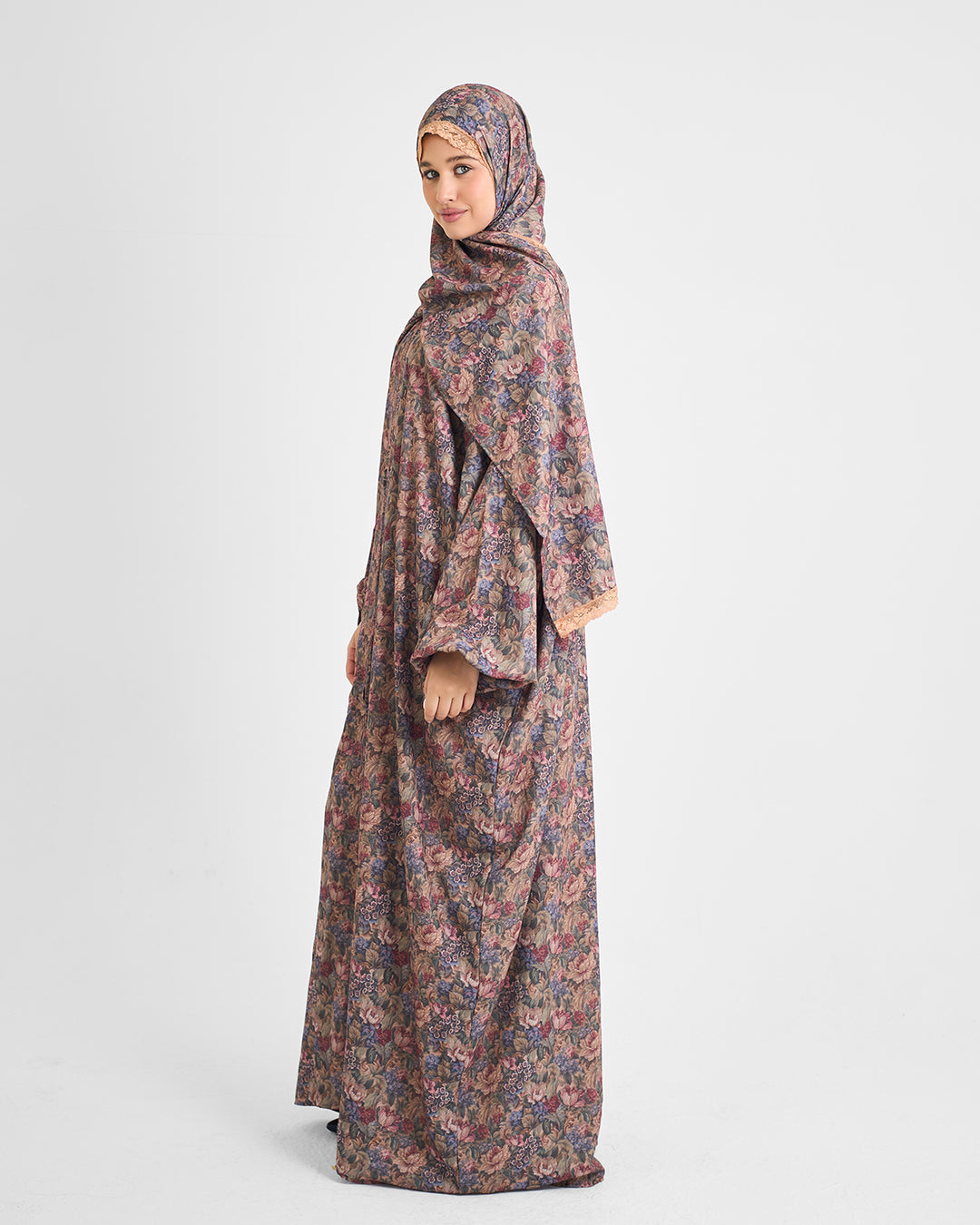 The Antique Rose Turkish Isdal