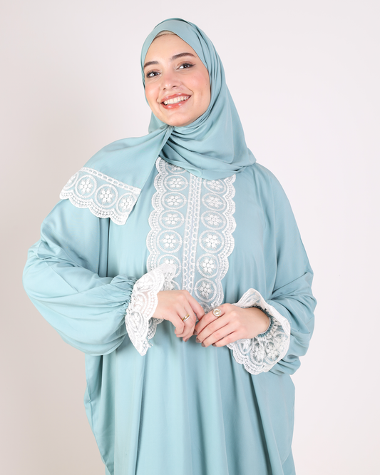 Mint Lace Embroidered Essdal