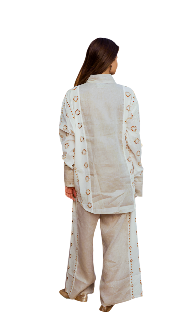 Queen Anne Lace white and beige